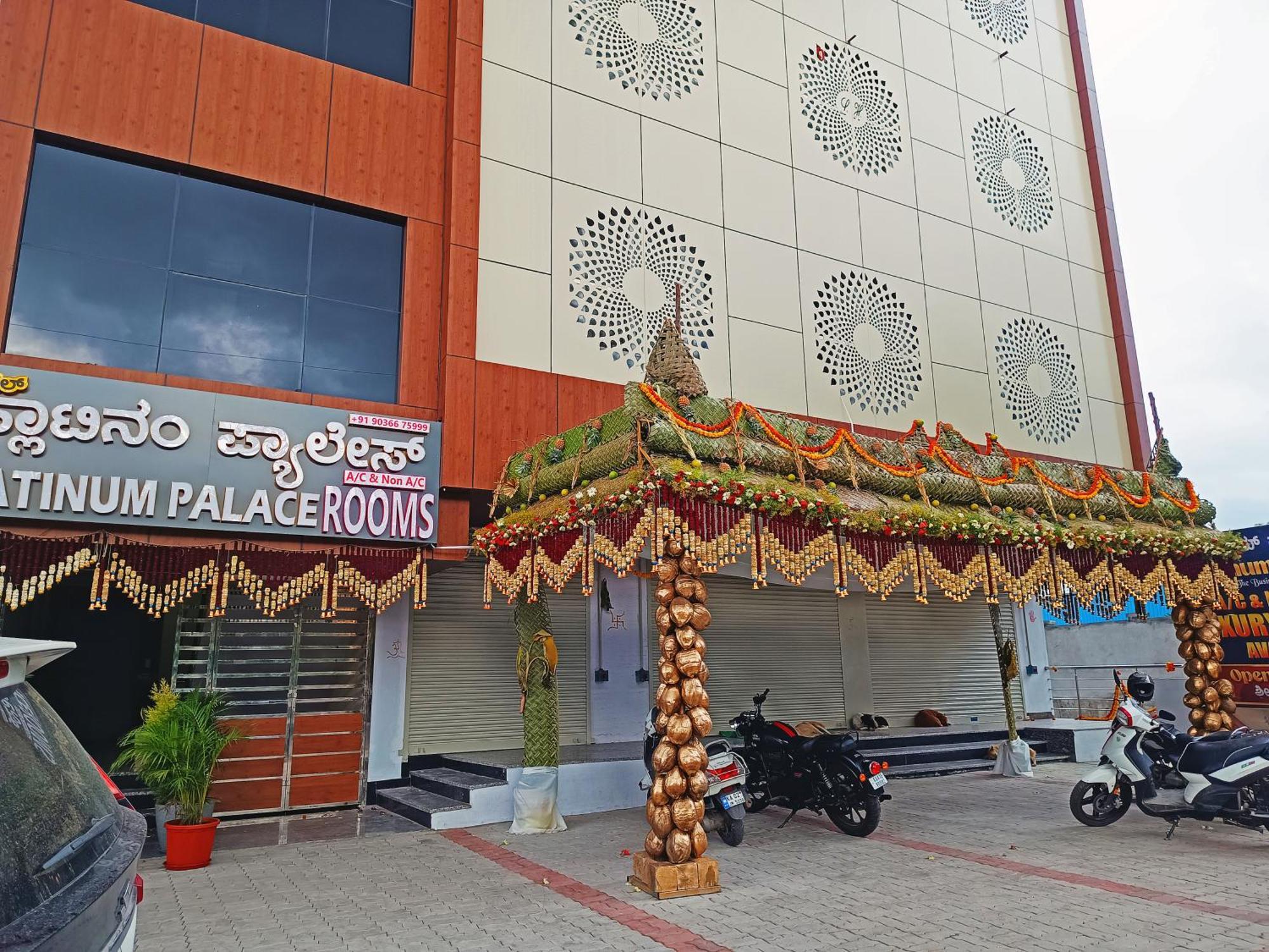 Hotel Achhu Palace Bangalore Exterior foto